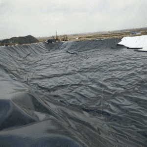 High-density polyethylene geomembrane for biogas digesters