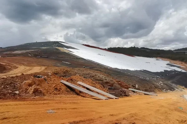 Copper slag field seepage prevention2_13_11zon